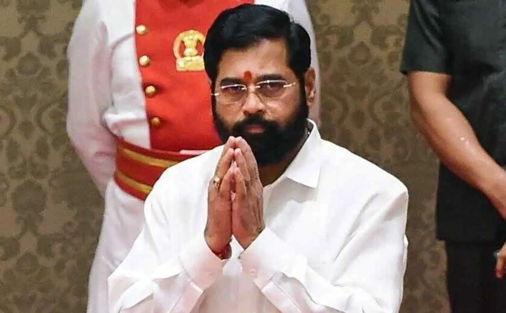 Eknath Shinde says he is ready to apologize 100 times for breaking Shivaji statue